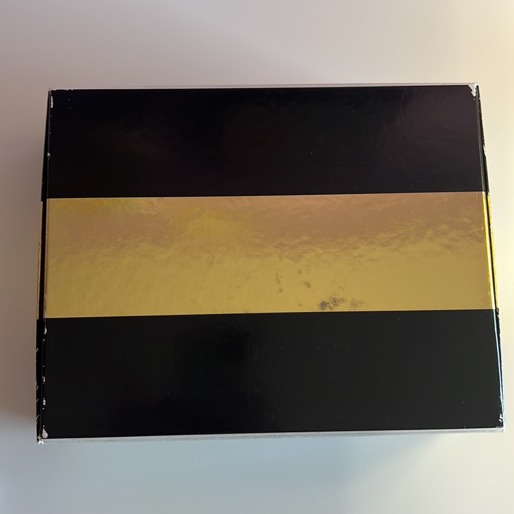 Gucci Black & Gold Box - Picture 4 of 9